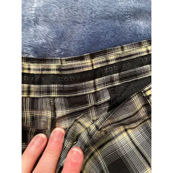 IZOD Men's Plaid Chino Shorts Size 40 Multicolor Casual - Picture 10 of 12